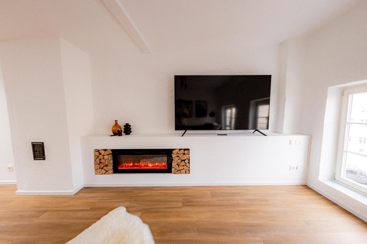 Highlight Am Stadtplatz Muehldorf - C4S Come4Stay - 2 Zimmer Wohnung I Bis Zu 5 Gaeste Buitenkant foto