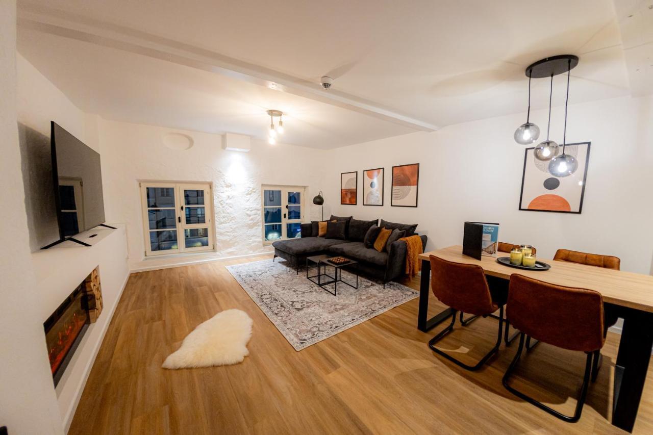 Highlight Am Stadtplatz Muehldorf - C4S Come4Stay - 2 Zimmer Wohnung I Bis Zu 5 Gaeste Buitenkant foto